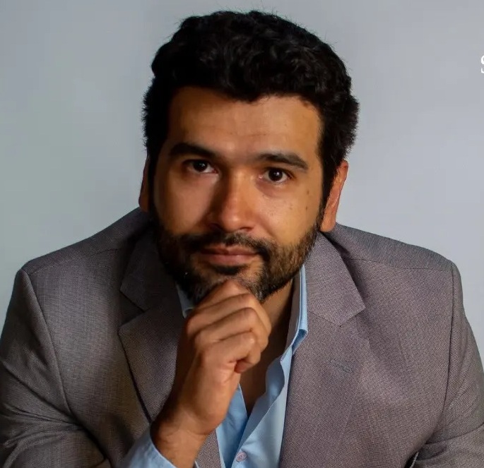 Dr. Bogado, socio fundador del estudio jurídico